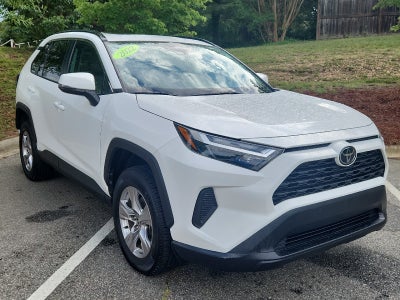 2022 Toyota RAV4 XLE