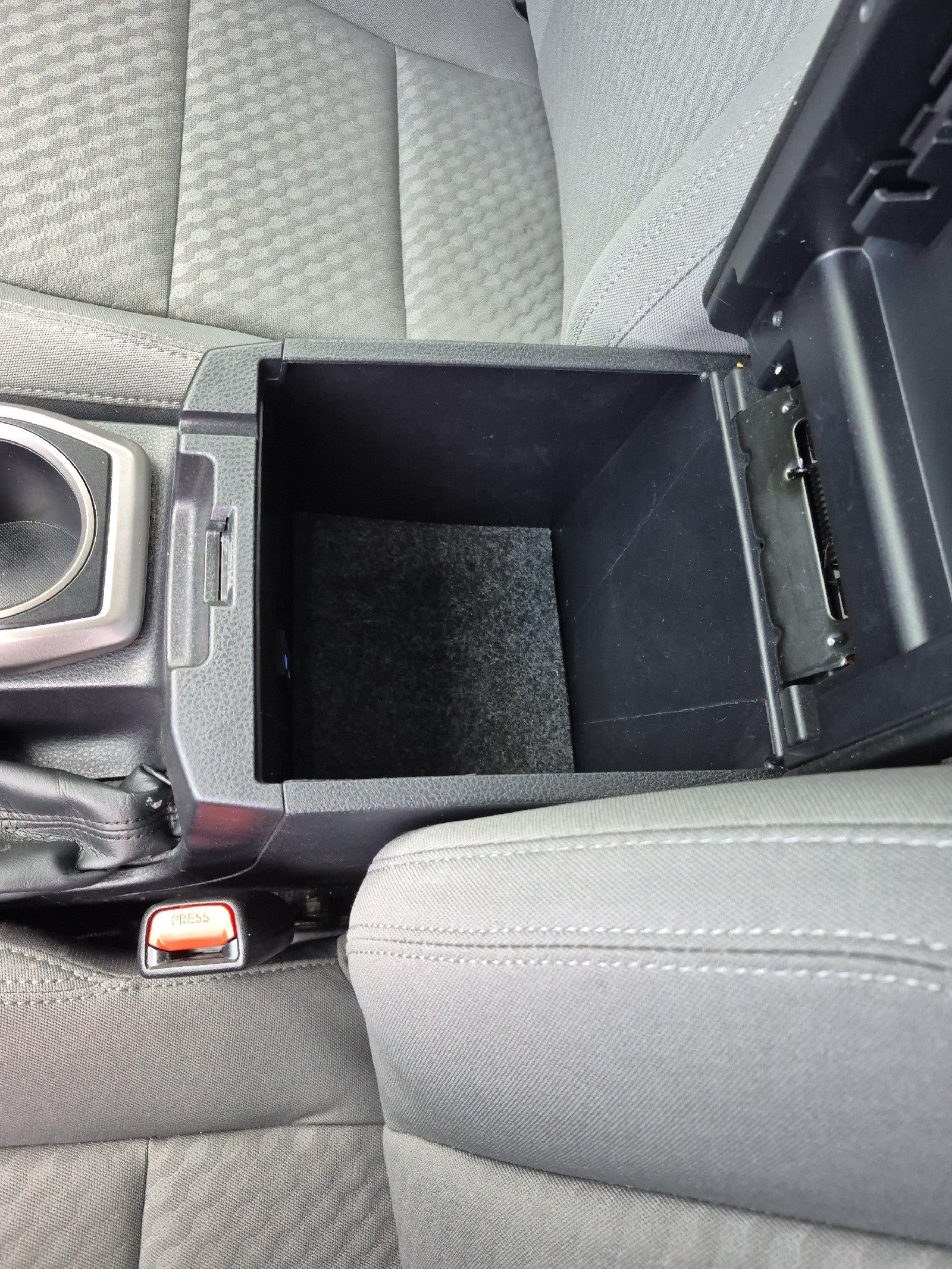 2022 Toyota Tacoma 2WD SR5