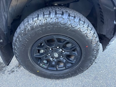 2022 Toyota Tacoma 2WD SR5