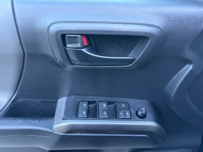 2022 Toyota Tacoma 2WD SR5
