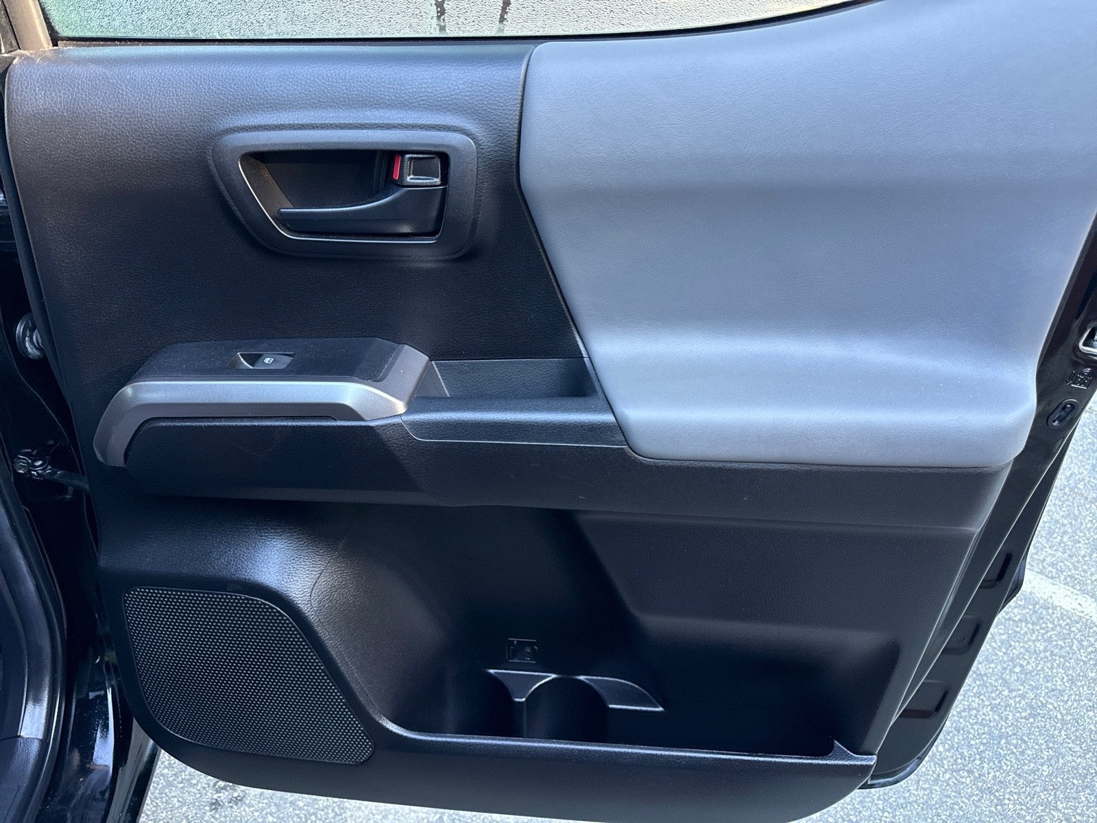 2022 Toyota Tacoma 2WD SR5