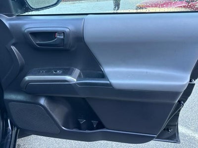 2022 Toyota Tacoma 2WD SR5