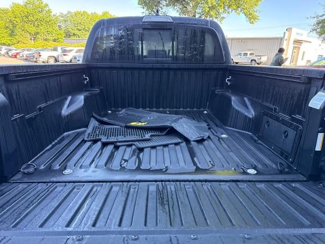 2022 Toyota Tacoma 2WD SR5