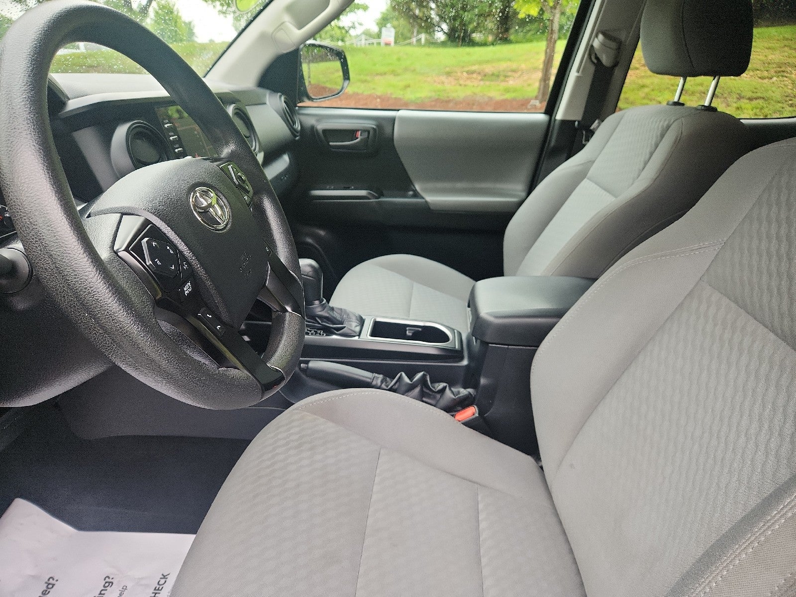 2022 Toyota Tacoma 4WD SR