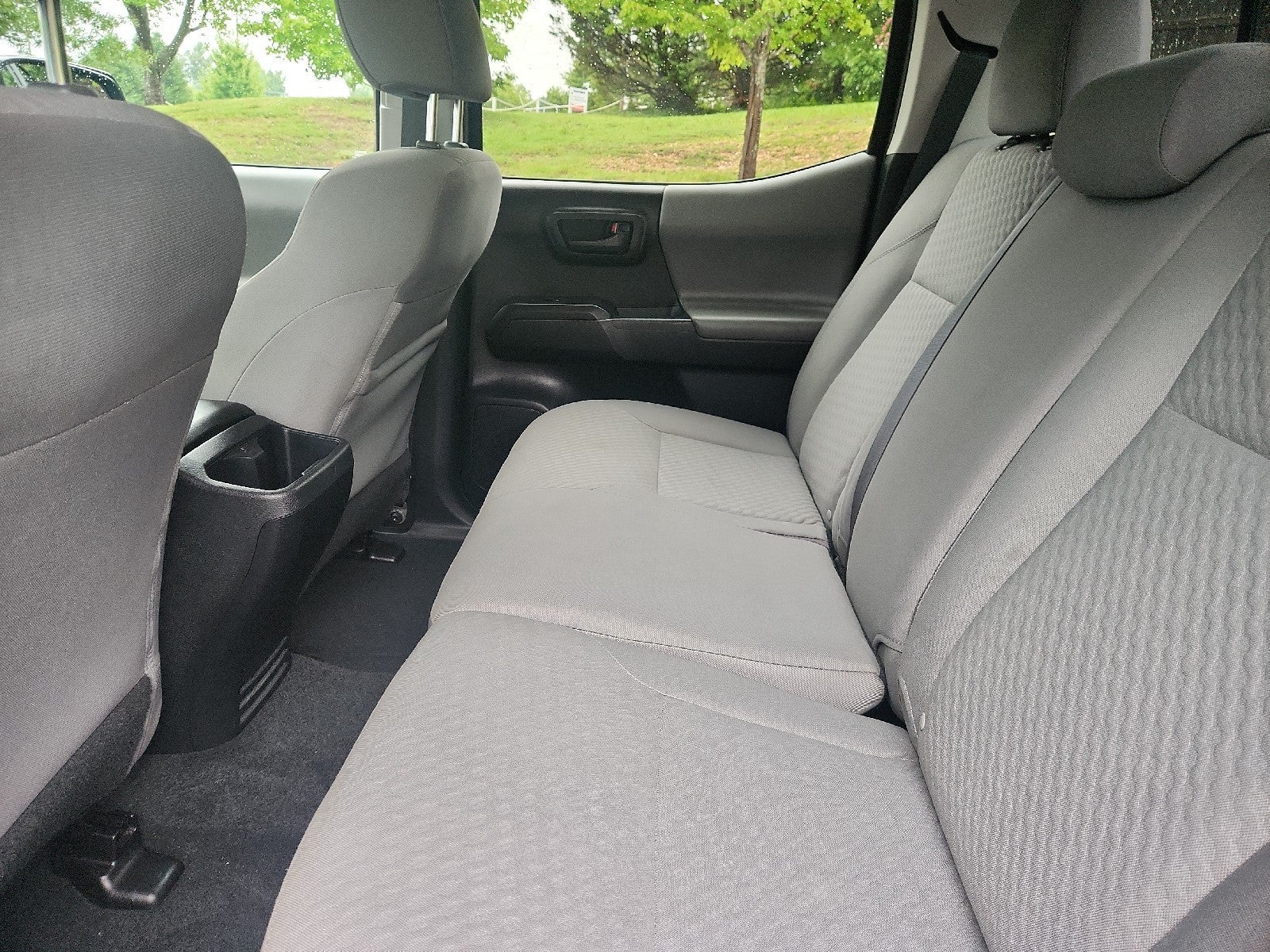 2022 Toyota Tacoma 4WD SR