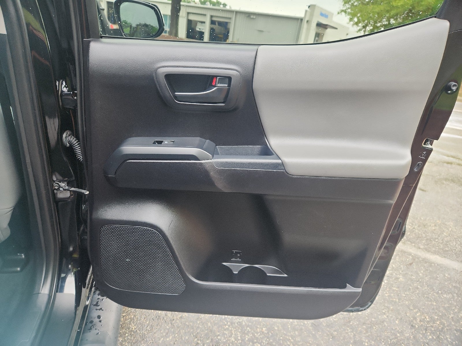 2022 Toyota Tacoma 4WD SR