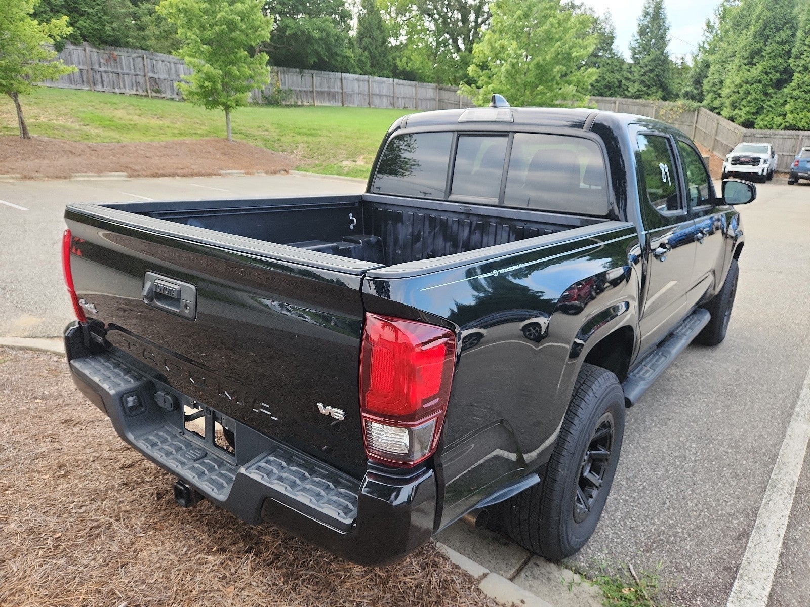 2022 Toyota Tacoma 4WD SR