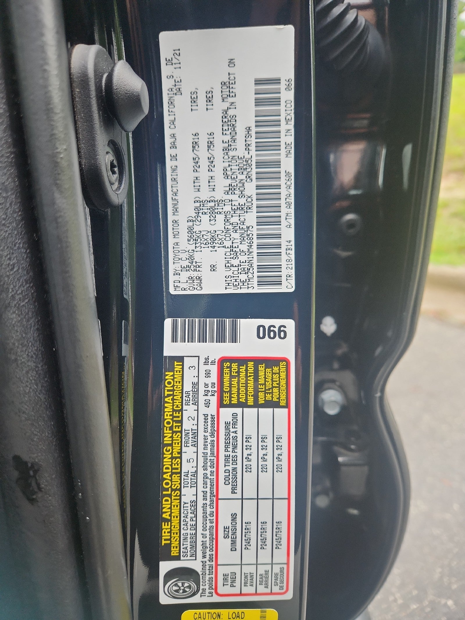 2022 Toyota Tacoma 4WD SR