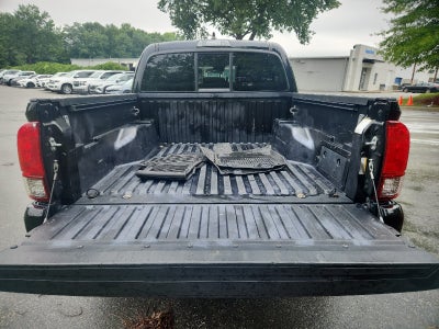 2022 Toyota Tacoma 4WD SR