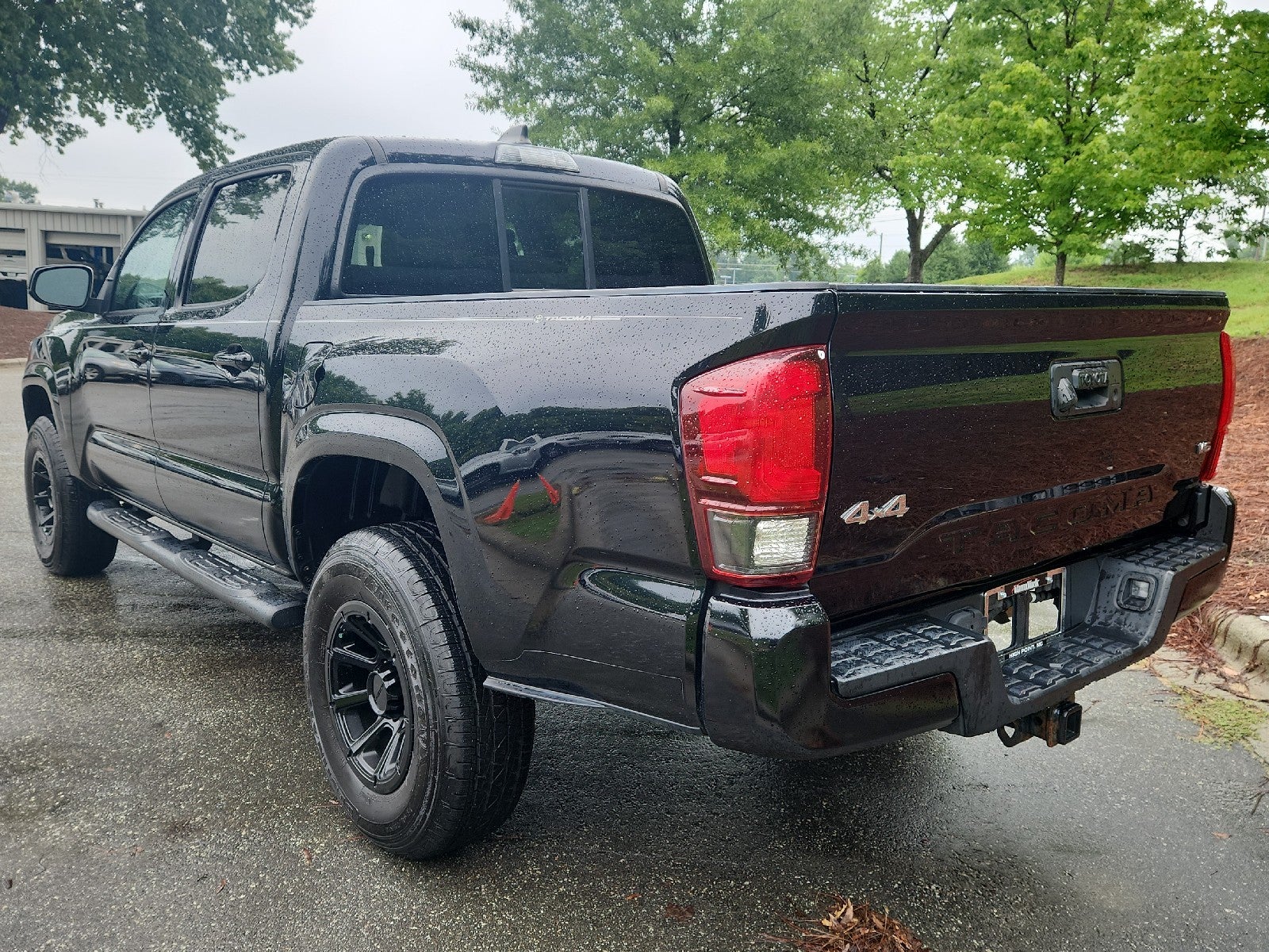 2022 Toyota Tacoma 4WD SR