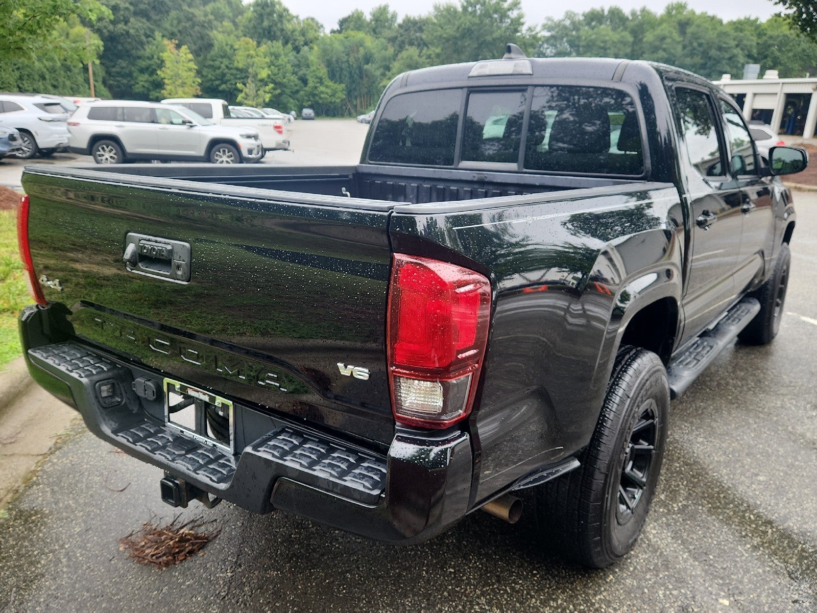 2022 Toyota Tacoma 4WD SR