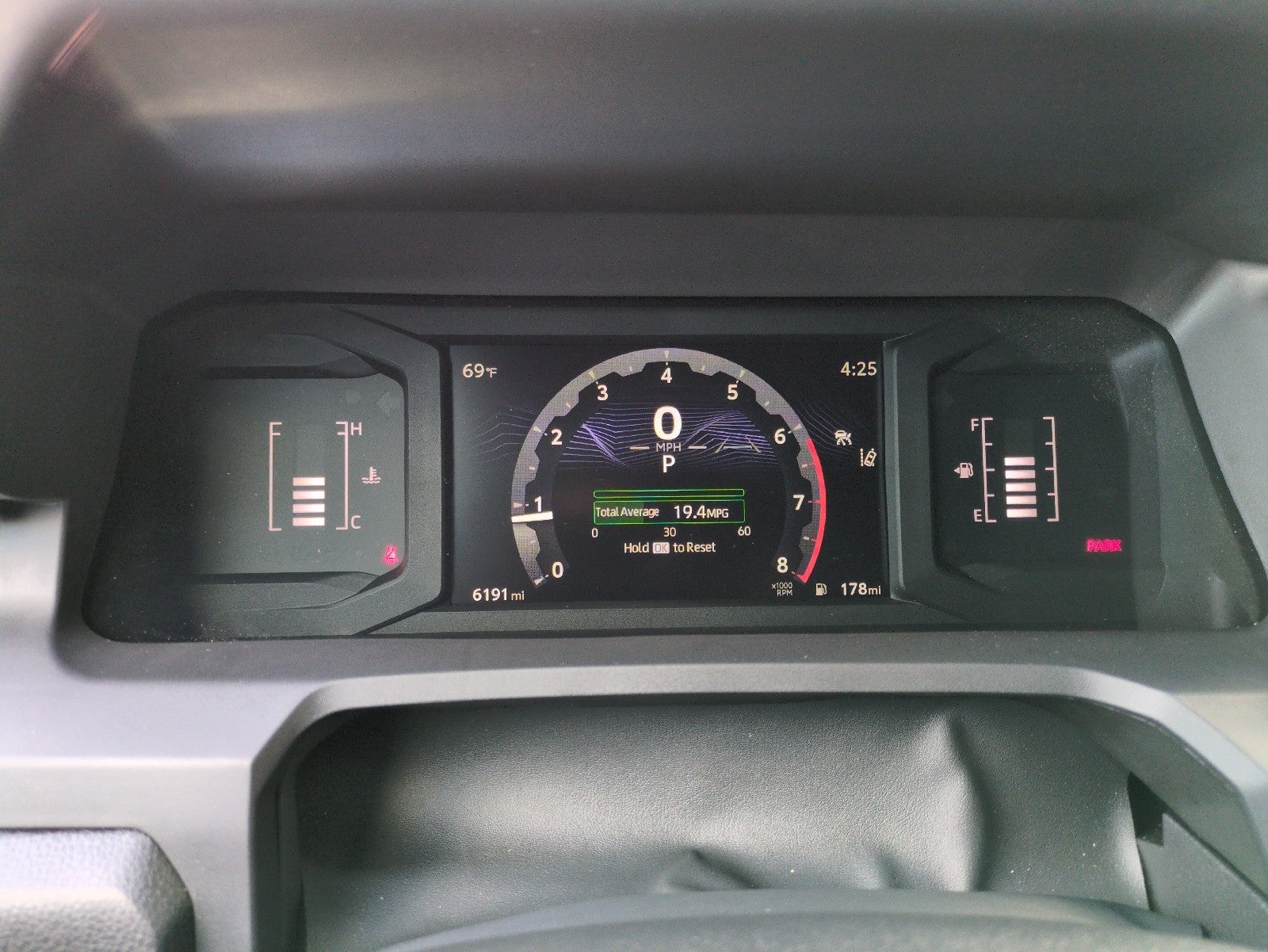 2025 Toyota Tacoma 2WD SR5