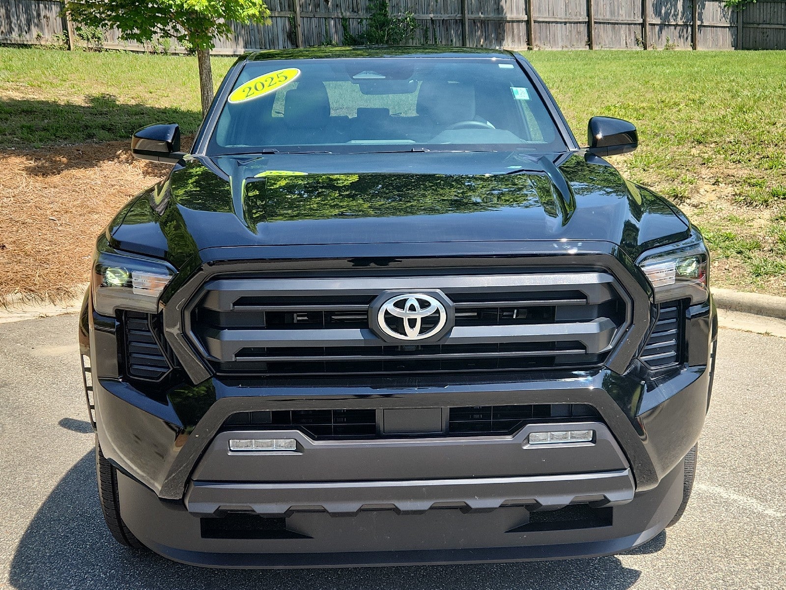 2025 Toyota Tacoma 4WD SR5