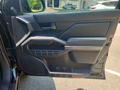 2025 Toyota Tacoma 4WD SR5