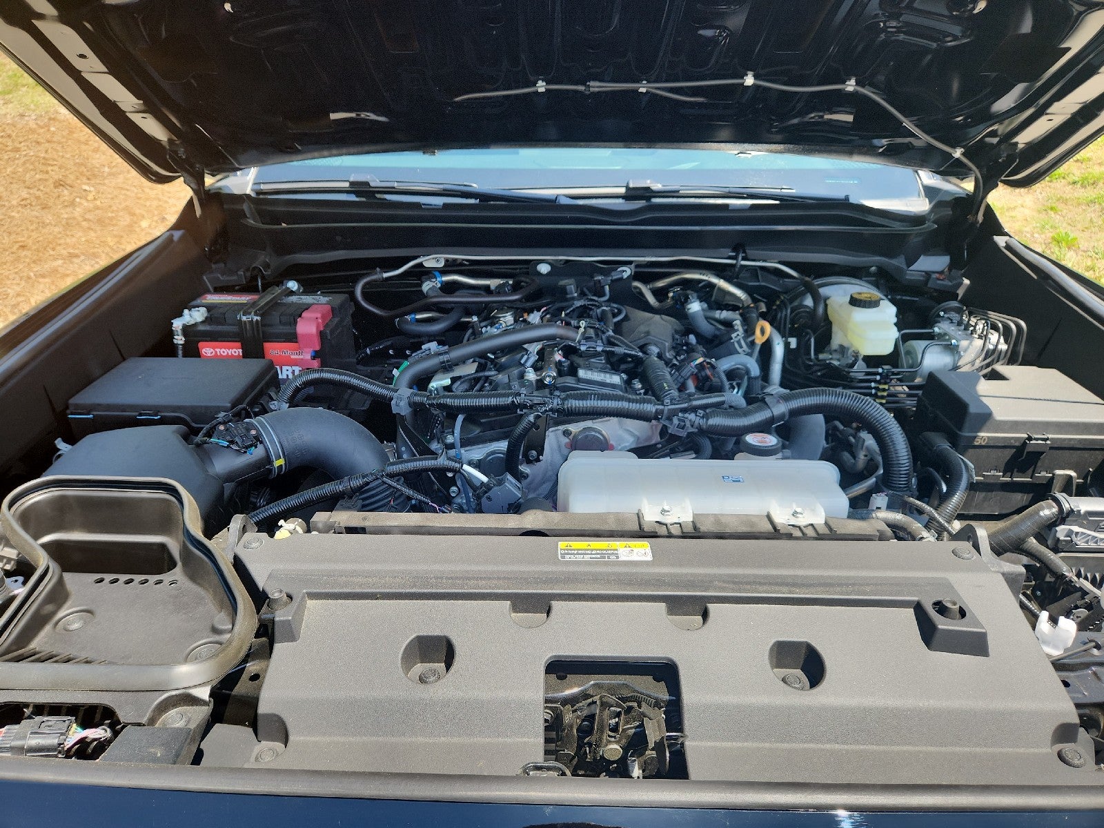2025 Toyota Tacoma 4WD SR5