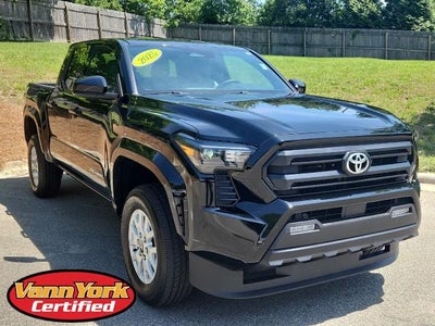 2025 Toyota Tacoma 4WD SR5