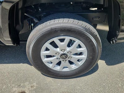 2025 Toyota Tacoma 4WD SR5