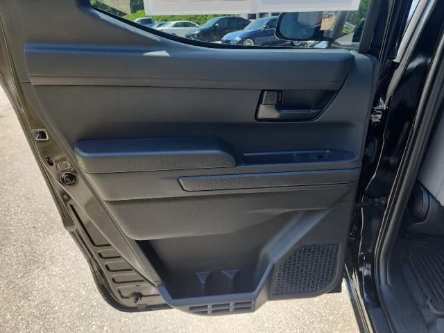 2025 Toyota Tacoma 4WD SR5