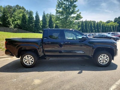 2025 Toyota Tacoma 4WD SR5