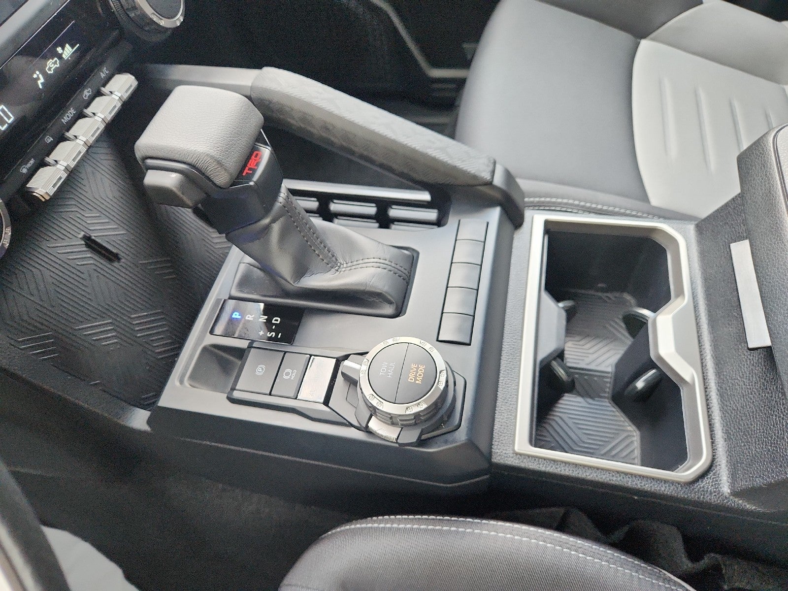 2025 Toyota Tacoma 4WD TRD Sport