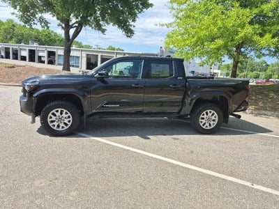 2025 Toyota Tacoma 4WD SR5