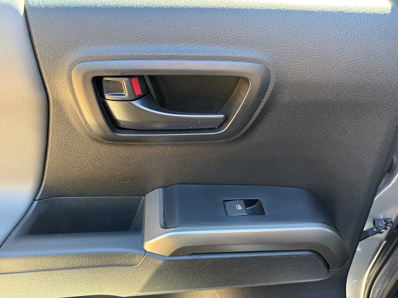 2022 Toyota Tacoma 4WD SR5