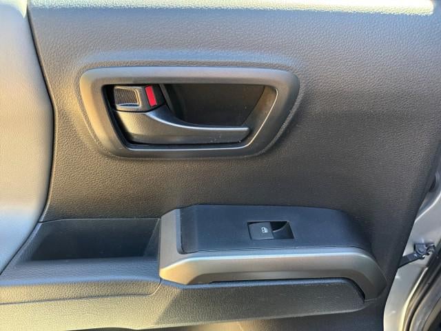 2022 Toyota Tacoma 4WD SR5