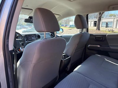 2022 Toyota Tacoma 4WD SR5