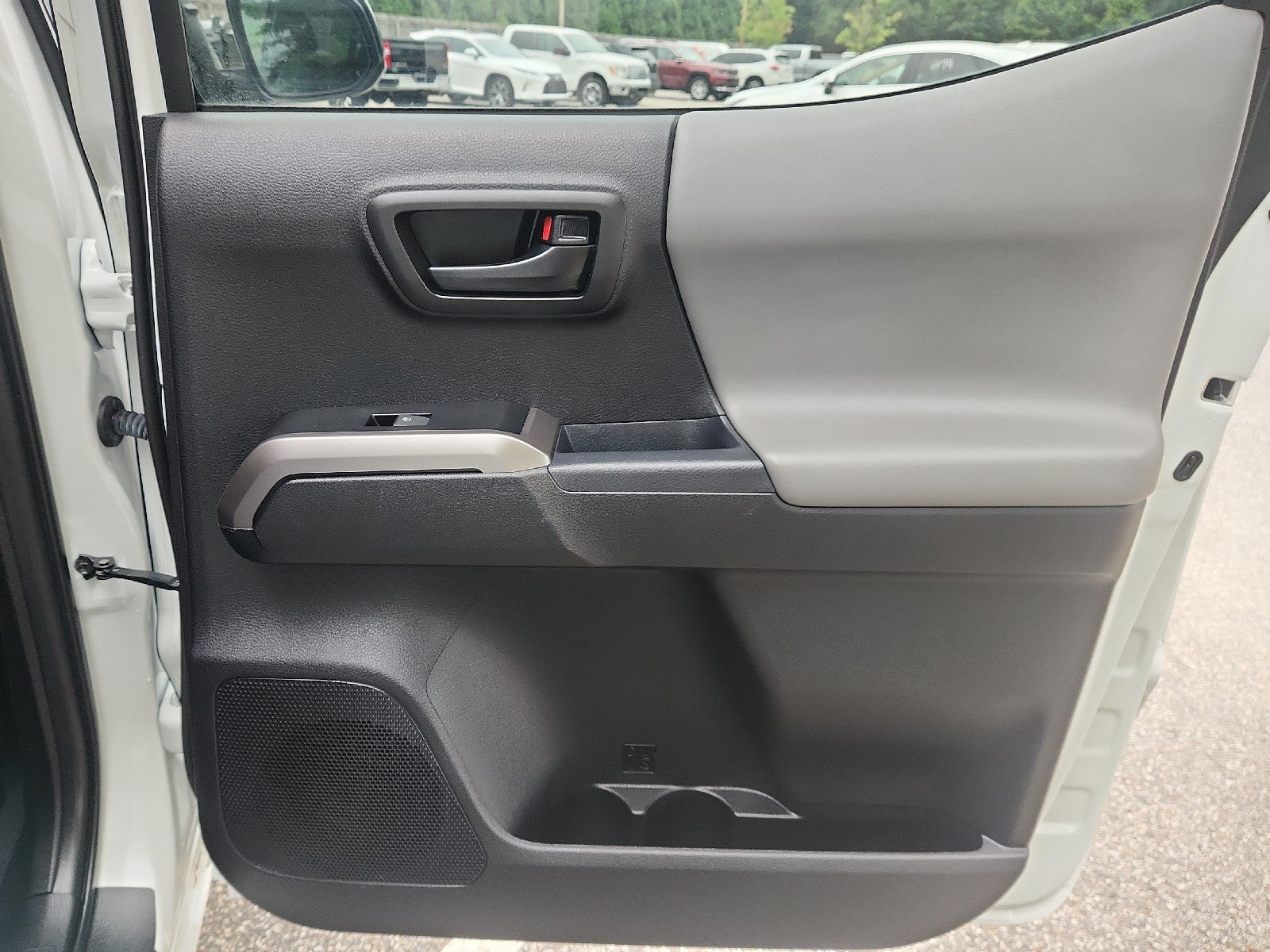 2023 Toyota Tacoma 4WD SR5