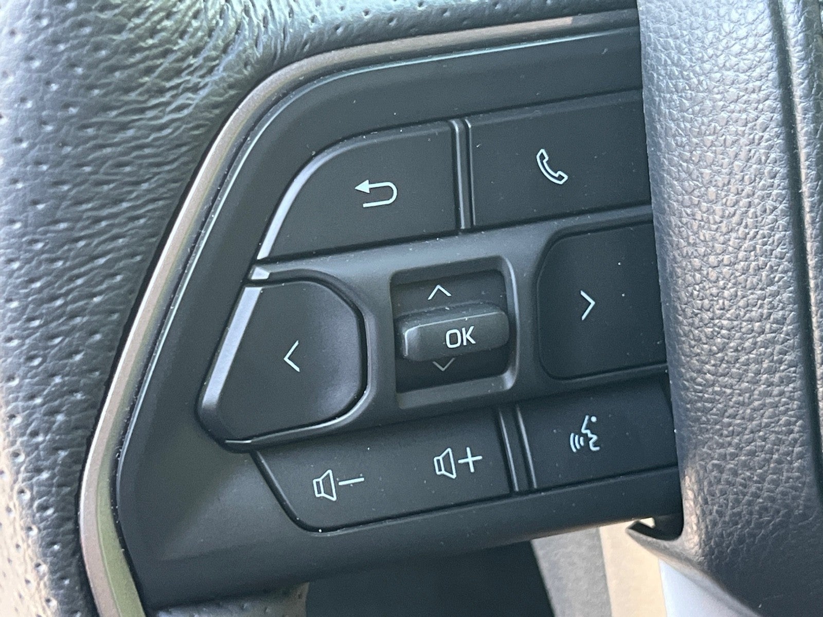 2025 Toyota Tacoma 2WD TRD Sport