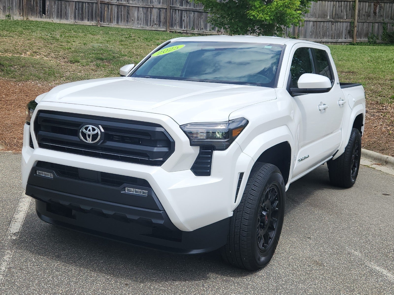 2025 Toyota Tacoma 4WD SR5