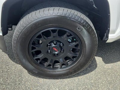 2025 Toyota Tacoma 4WD SR5