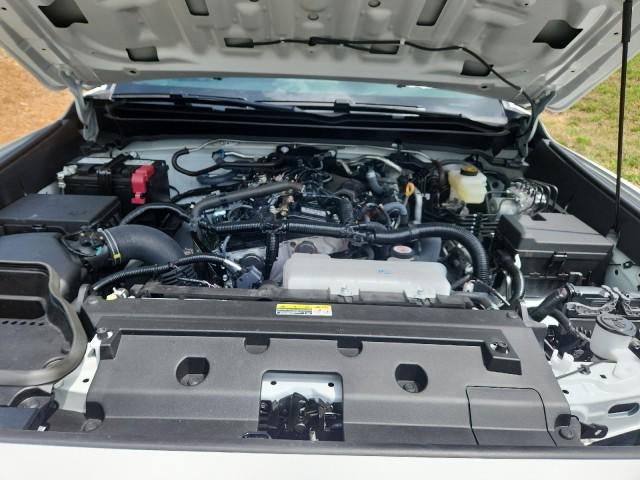 2025 Toyota Tacoma 4WD SR5