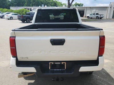 2025 Toyota Tacoma 4WD SR5