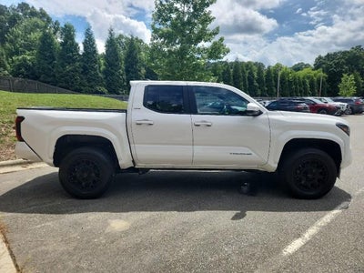 2025 Toyota Tacoma 4WD SR5