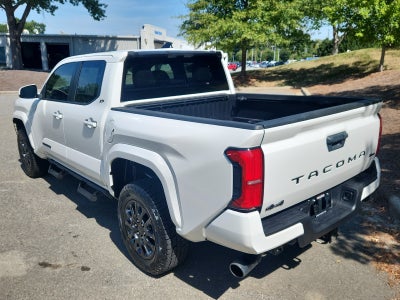 2024 Toyota Tacoma 4WD SR5