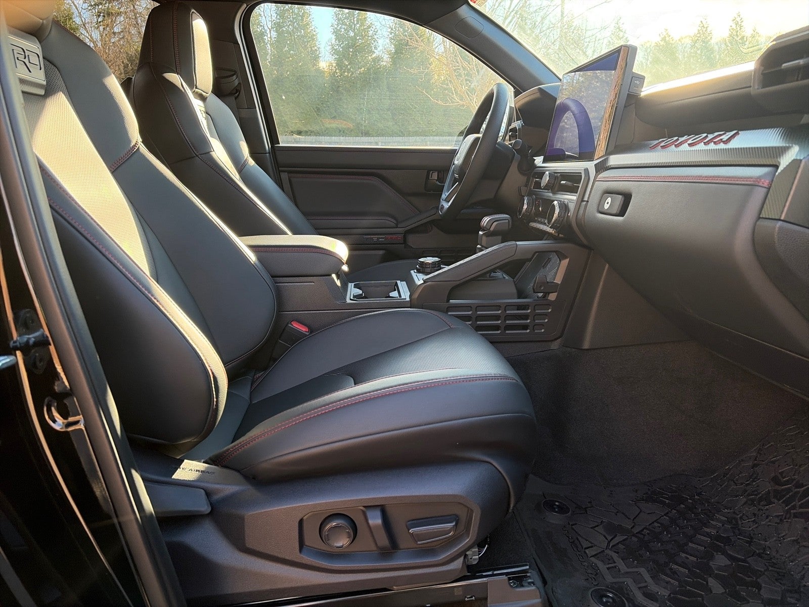 2025 Toyota Tacoma 4WD TRD Pro Hybrid