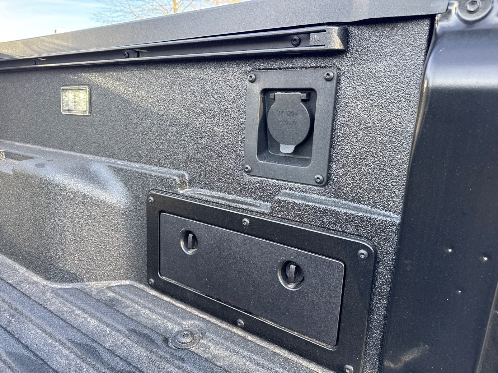 2025 Toyota Tacoma 4WD TRD Pro Hybrid