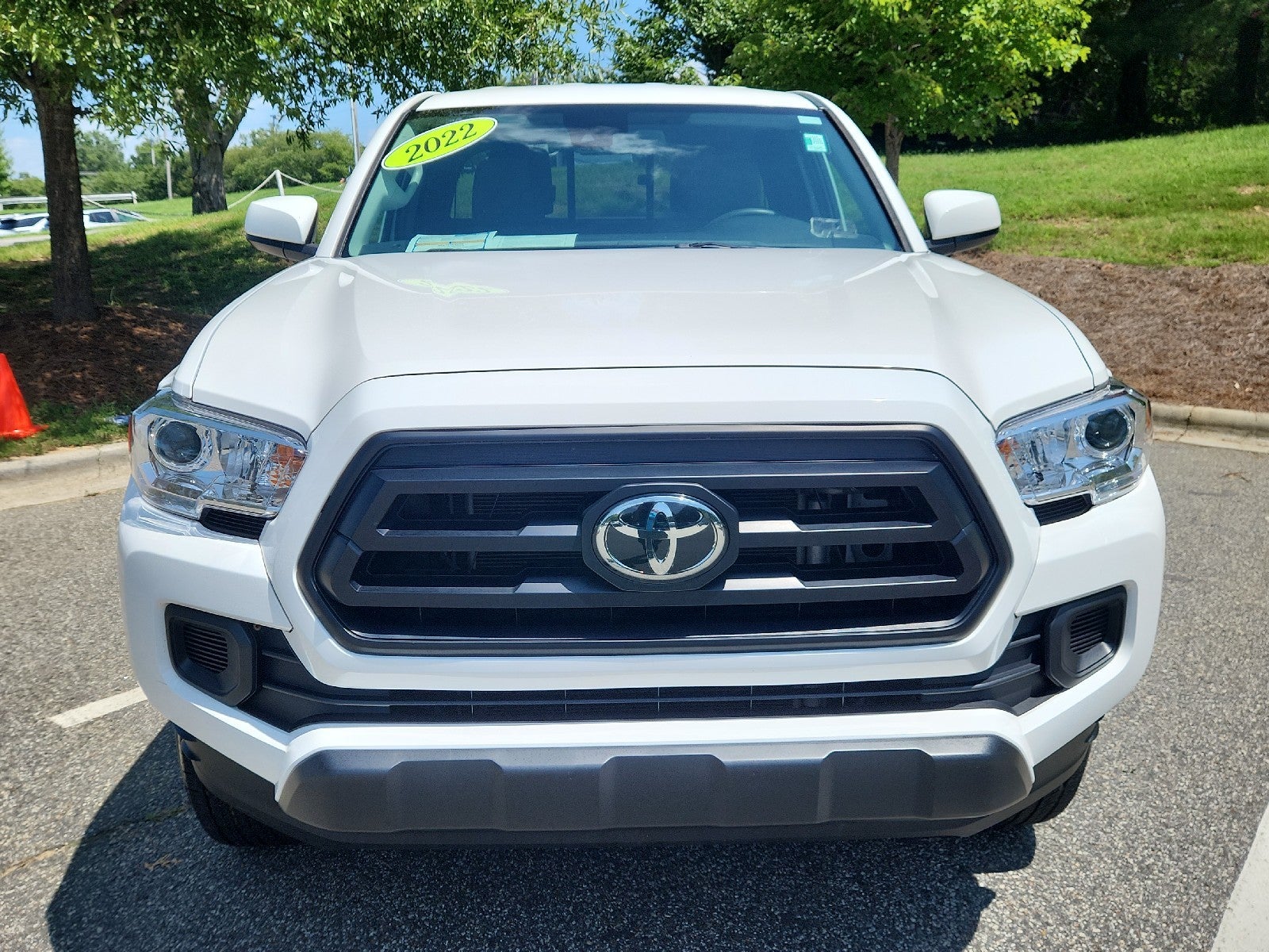 2022 Toyota Tacoma 2WD SR
