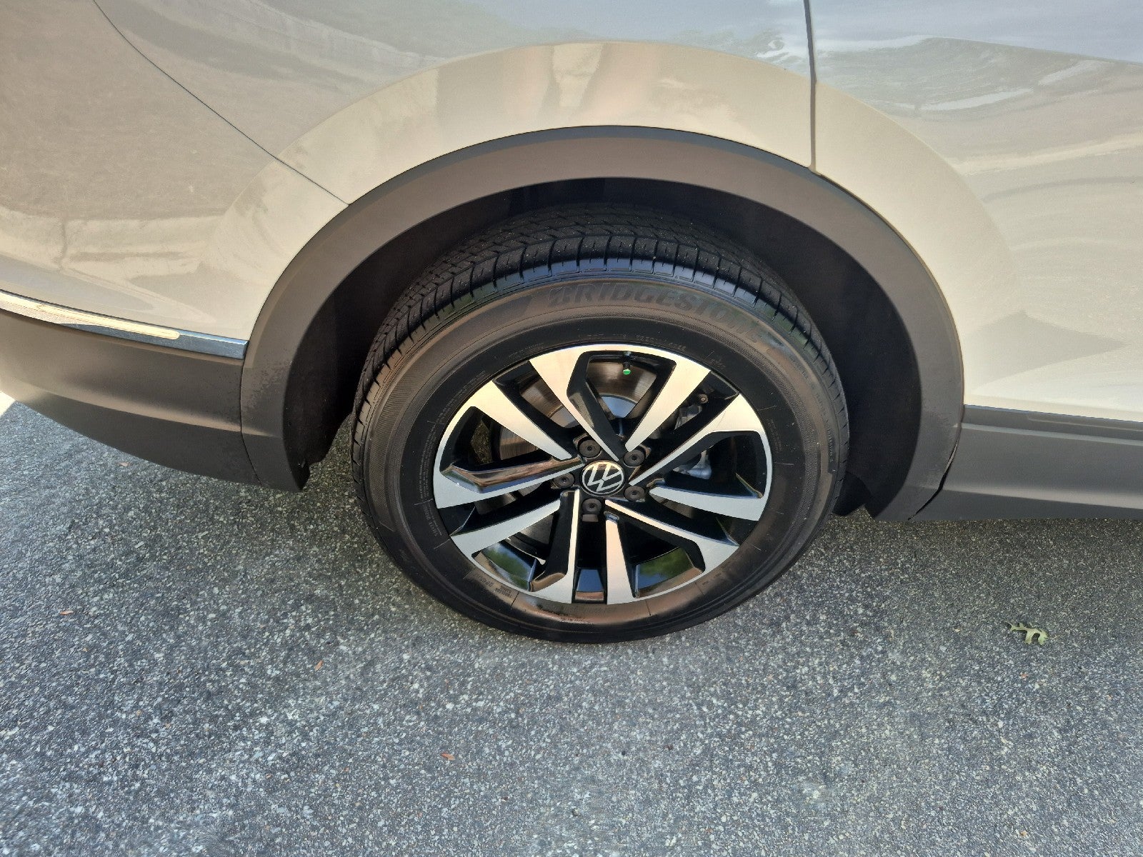 2023 Volkswagen Tiguan S