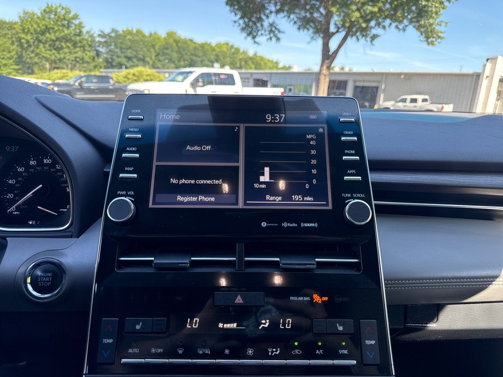 2020 Toyota Avalon XLE