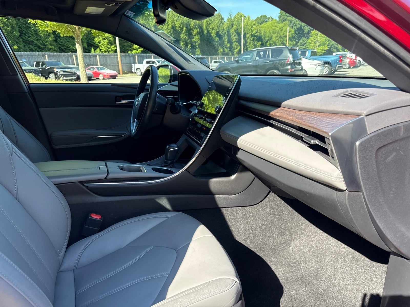 2020 Toyota Avalon XLE