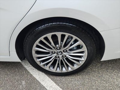 2019 Toyota Avalon Hybrid Limited