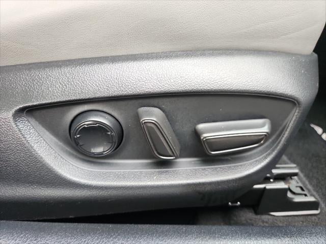 2019 Toyota Avalon Hybrid Limited