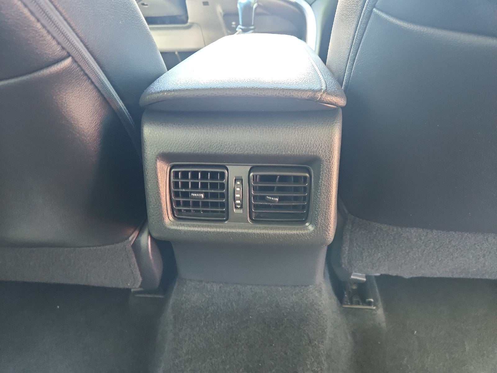 2018 Toyota Camry XSE - Photo 40