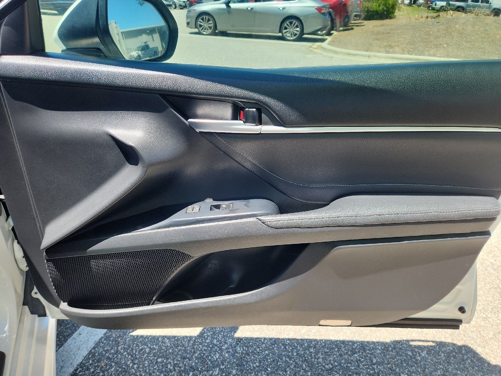 2018 Toyota Camry XSE - Photo 43