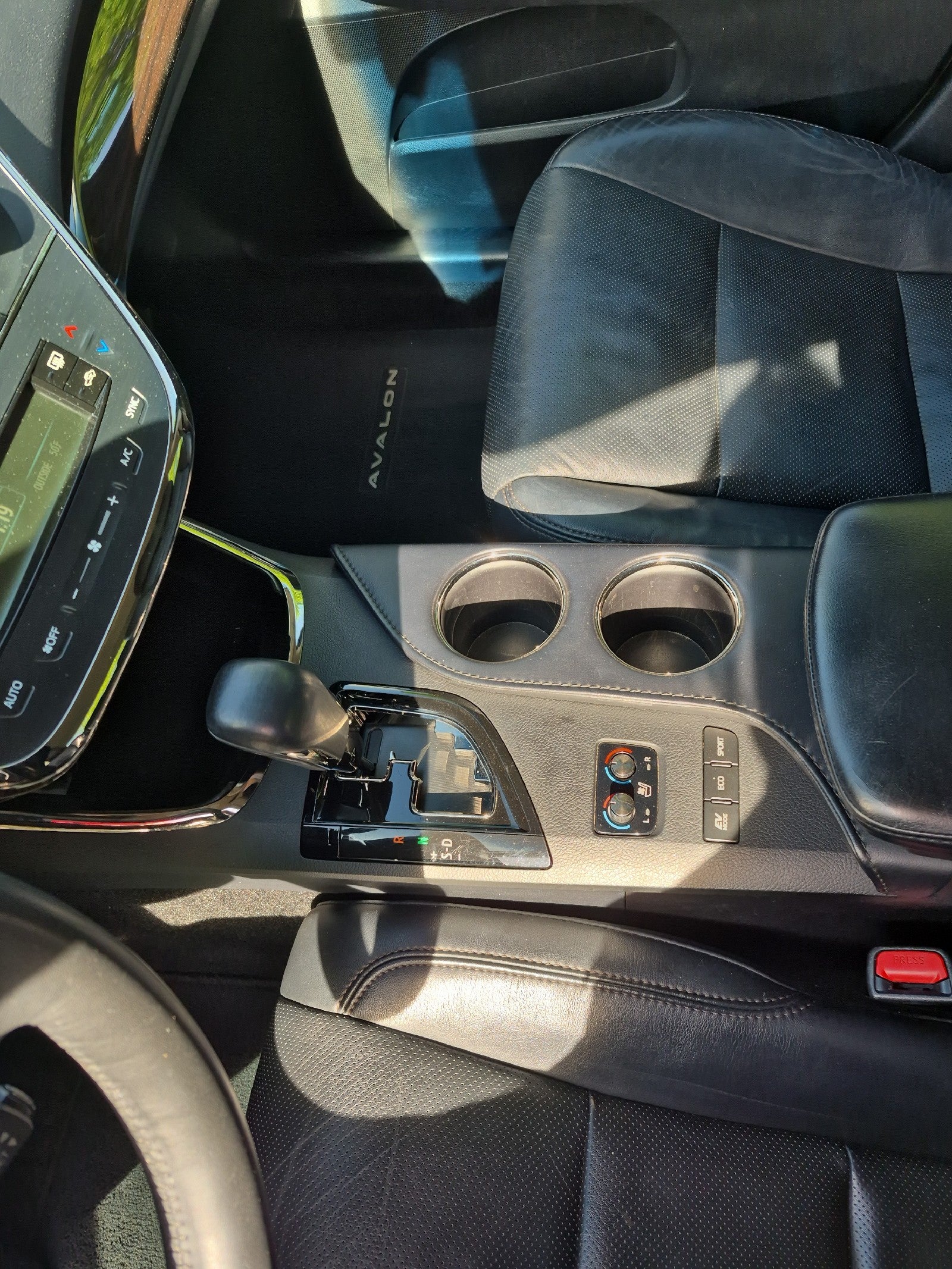 2015 Toyota Avalon Hybrid Limited