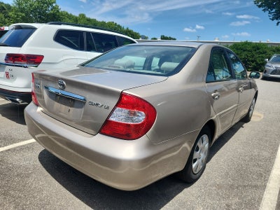 2004 Toyota Camry LE