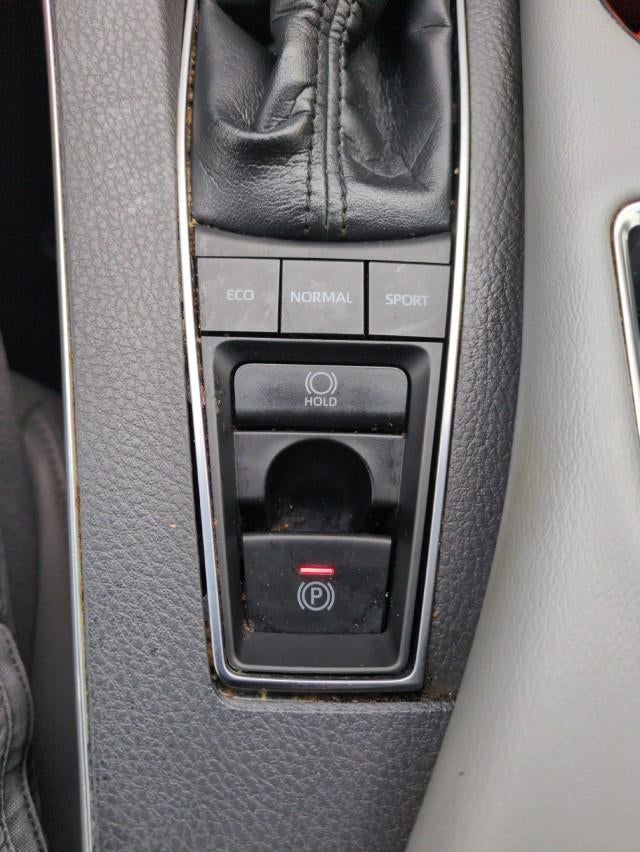 2019 Toyota Avalon XLE