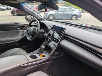 2019 Toyota Avalon XLE